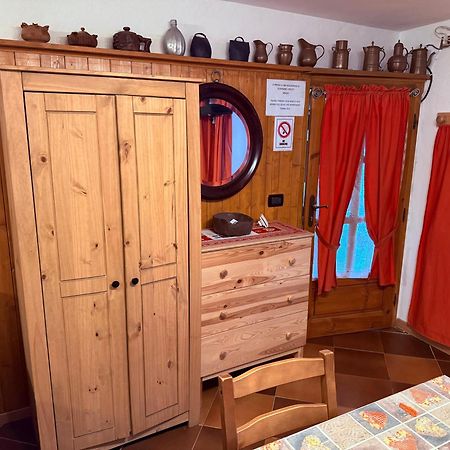 Casa Vacanze Nora Chamois Buitenkant foto