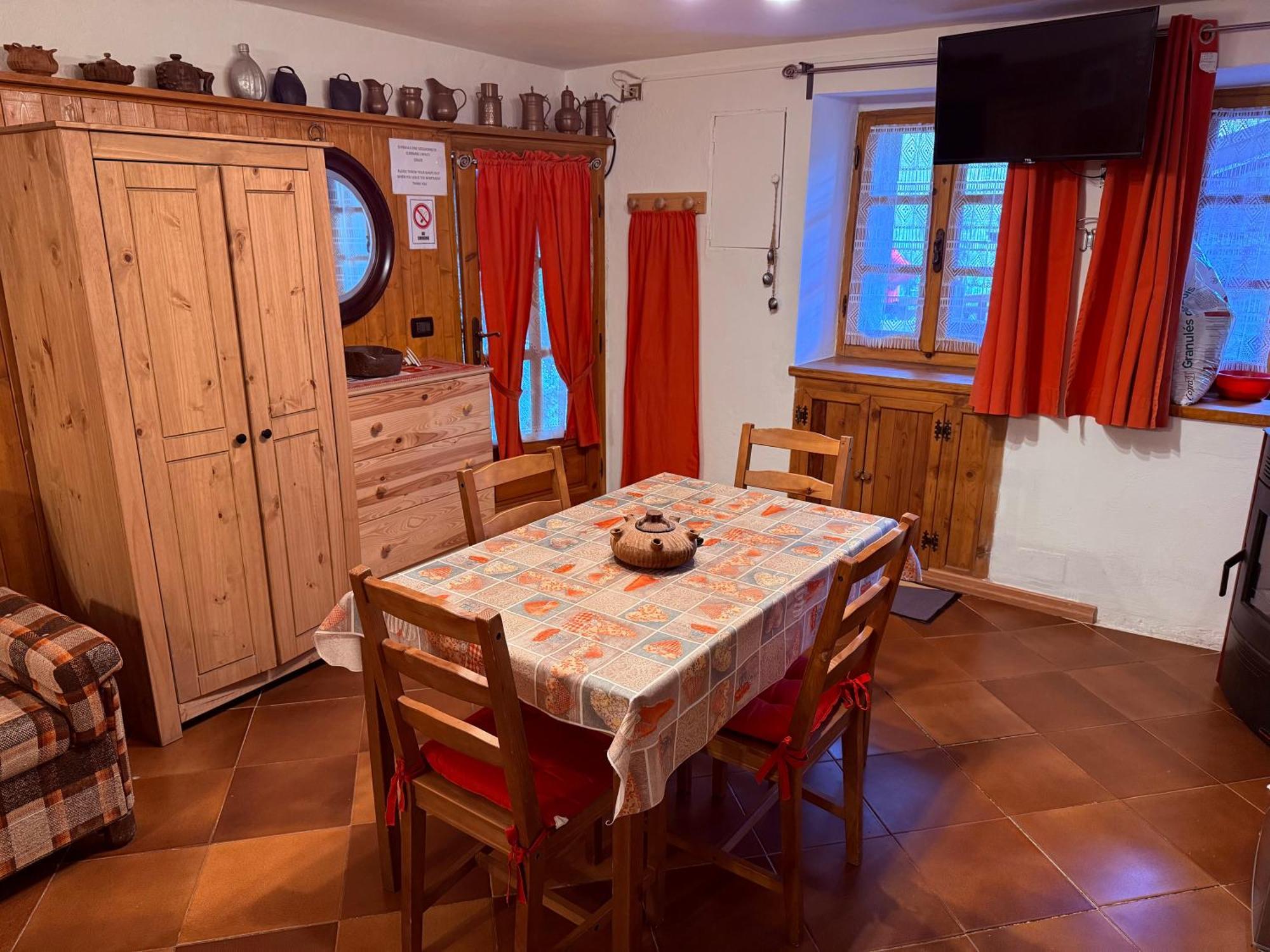 Casa Vacanze Nora Chamois Buitenkant foto