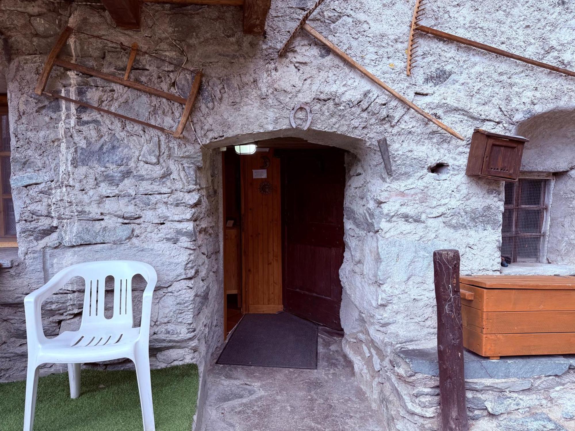 Casa Vacanze Nora Chamois Buitenkant foto