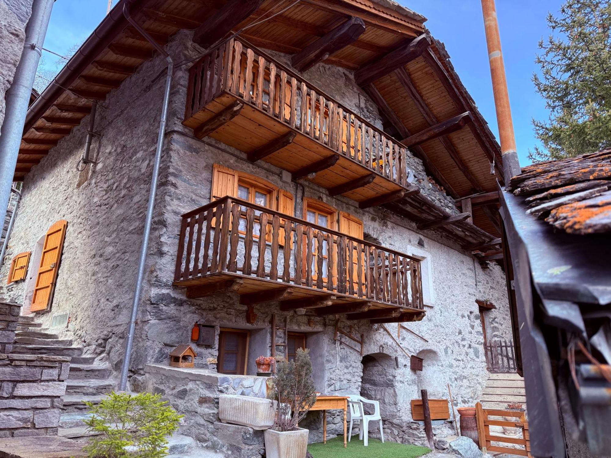 Casa Vacanze Nora Chamois Buitenkant foto