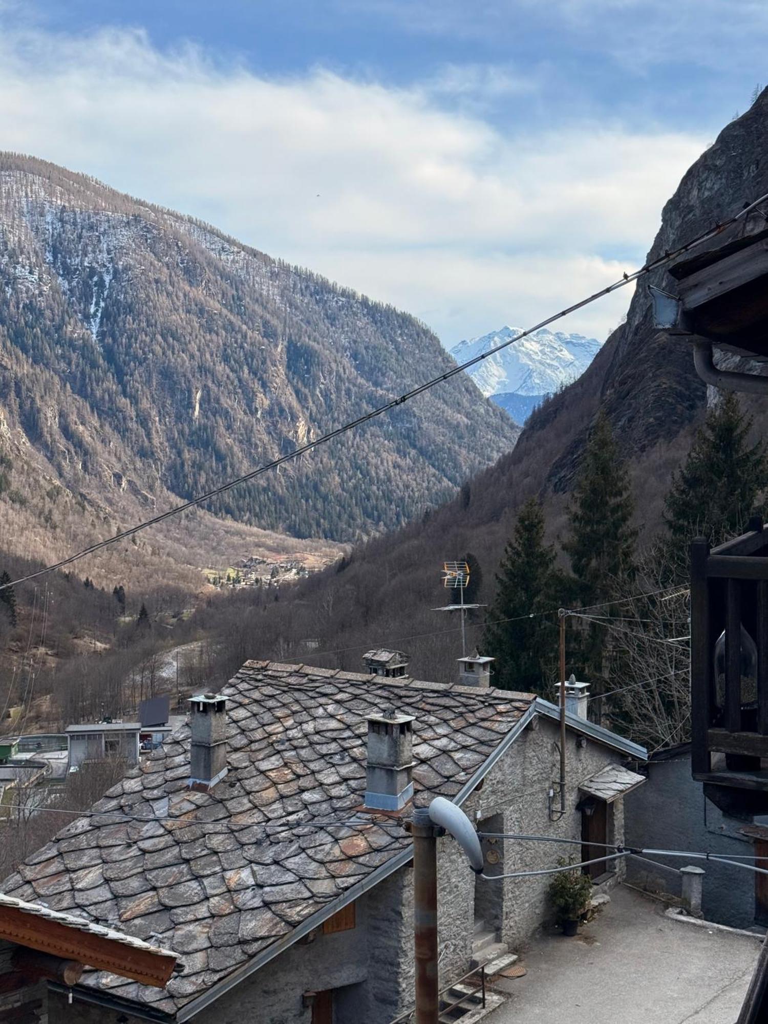 Casa Vacanze Nora Chamois Buitenkant foto
